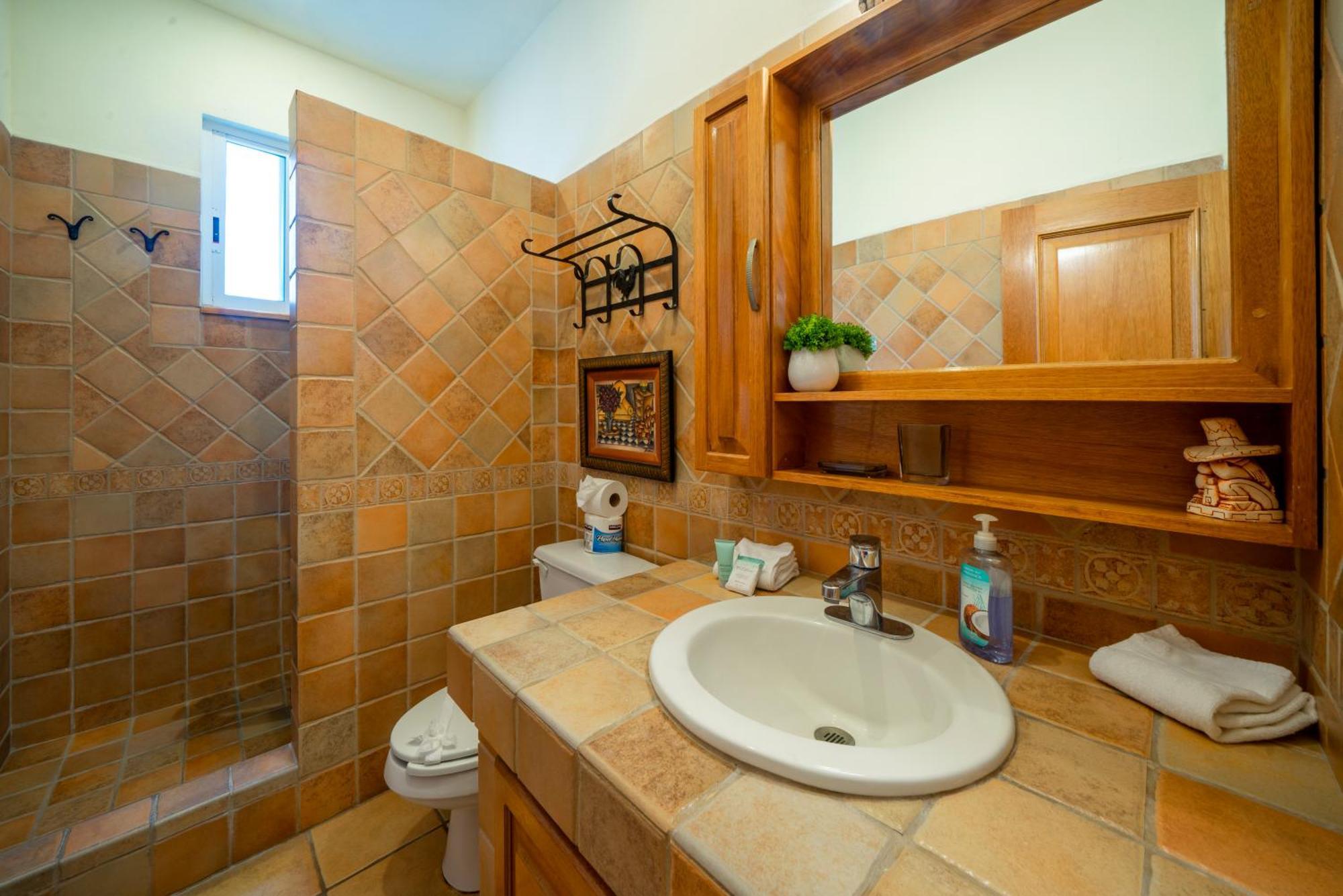 Apartamento Classic On 5th Avenue , Steps From The - Mclaren *